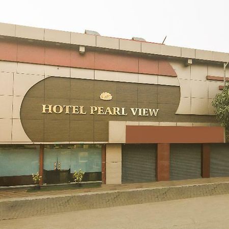Oyo 8193 Hotel Pearl View Мумбаи Экстерьер фото