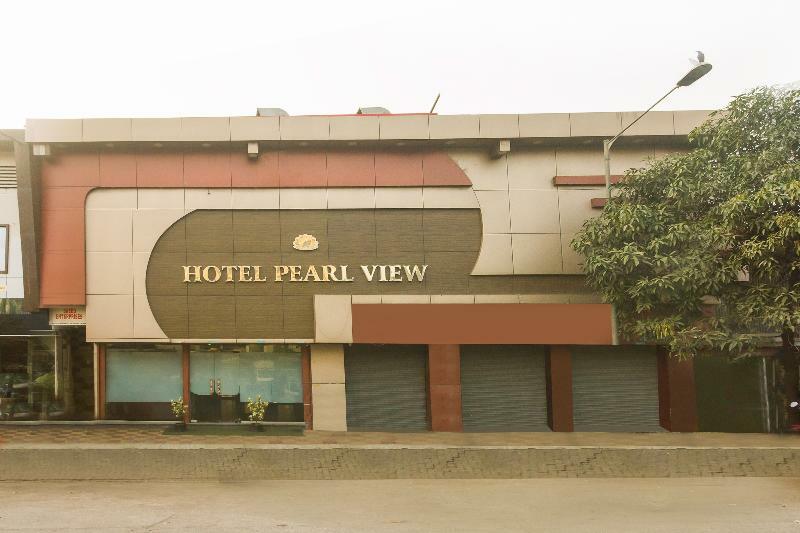 Oyo 8193 Hotel Pearl View Мумбаи Экстерьер фото